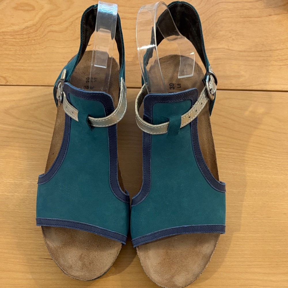 Naot Fiona Teal Wedge Sandal with Silver Strap. Size 39.